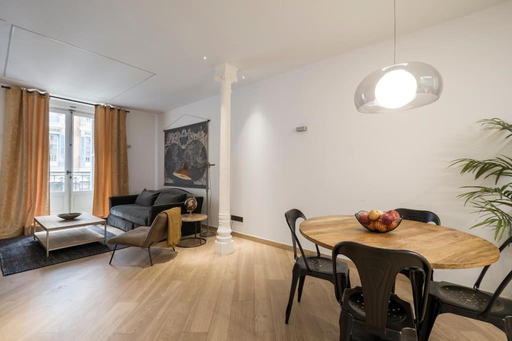Lujoso Apartamento Cerca De Plaza Mayor มาดริด ภายนอก รูปภาพ